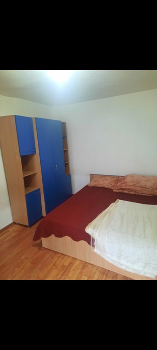 Închiriez garsoniera zonă centrala