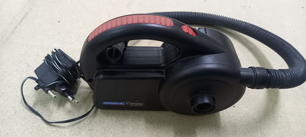 Pompă umflat saltea.