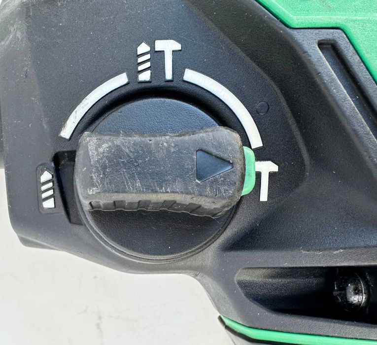 Hitachi DH 36DBL - Мощен безчетков перфоратор 36V 3.3J