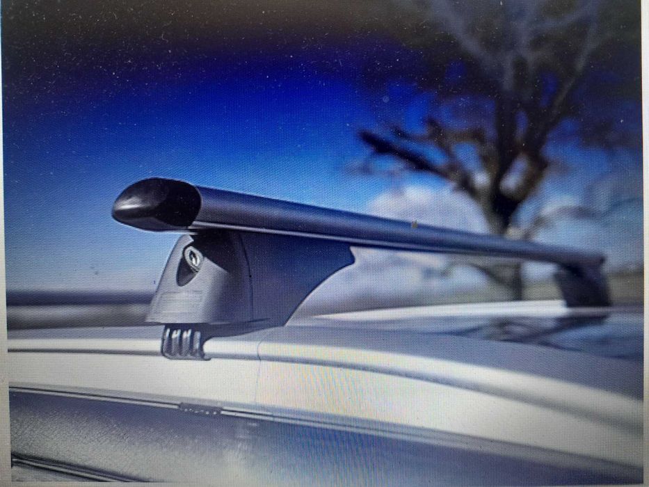 Напречни греди за багажник МПС с интегриран рейлинг