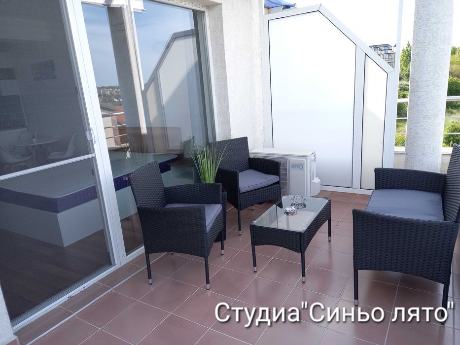 "Синьо лято" гр.Бяла