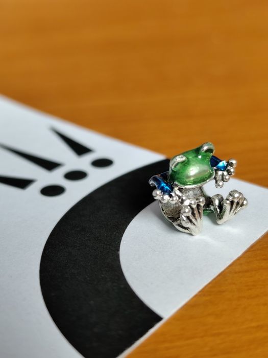 Pandora талосман ,,целуни ме"