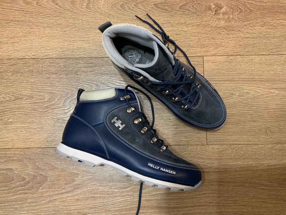 Helly Hansen-оригинални обувки 40 номер