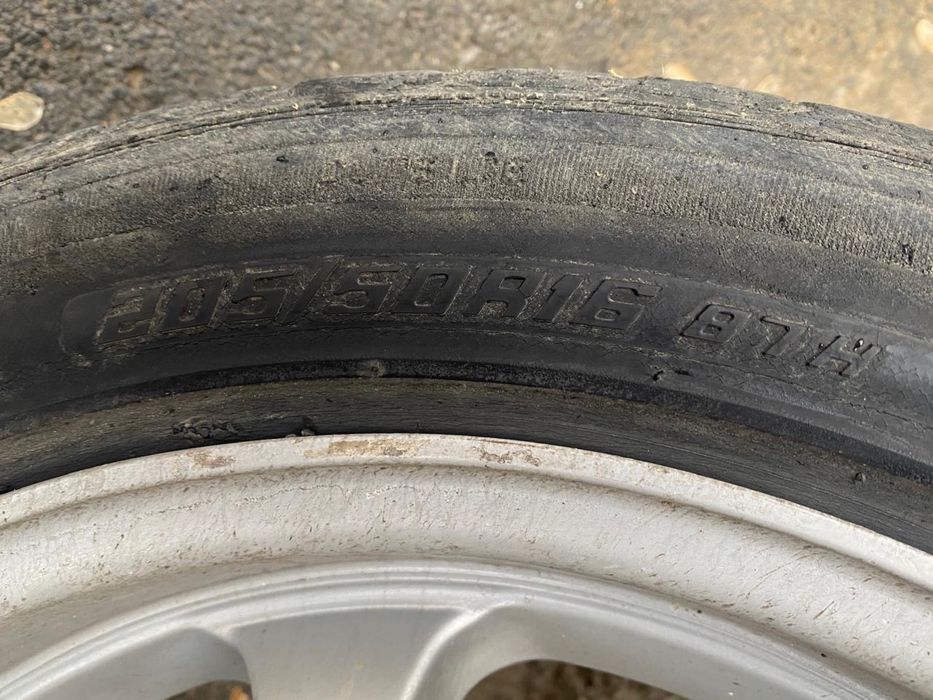 Продаю Диски r17