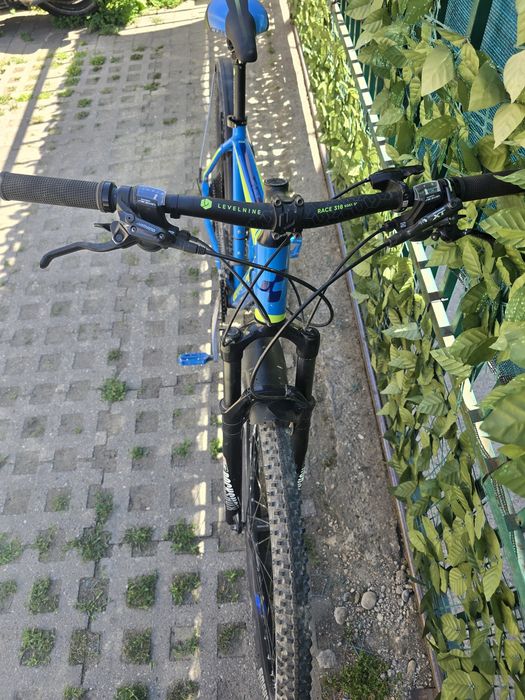 Bicicleta CUBE Analog, 29".