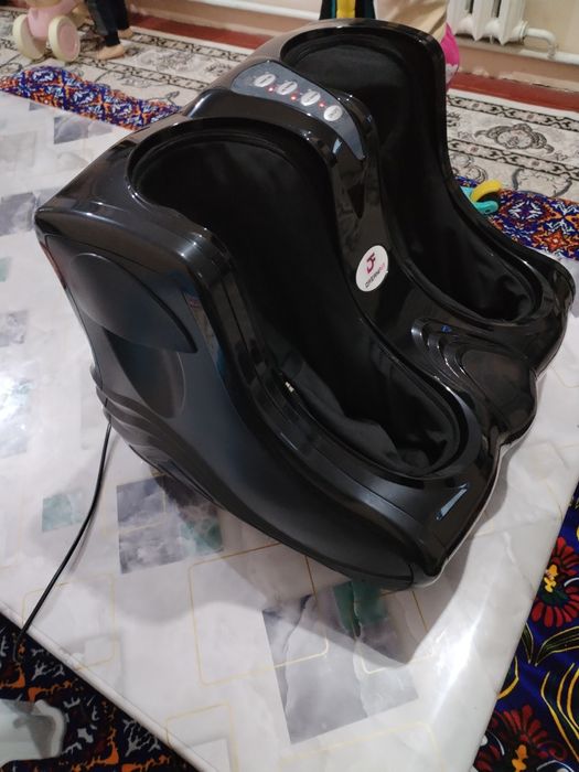 Massajor oyoq uchidan tizzagacha