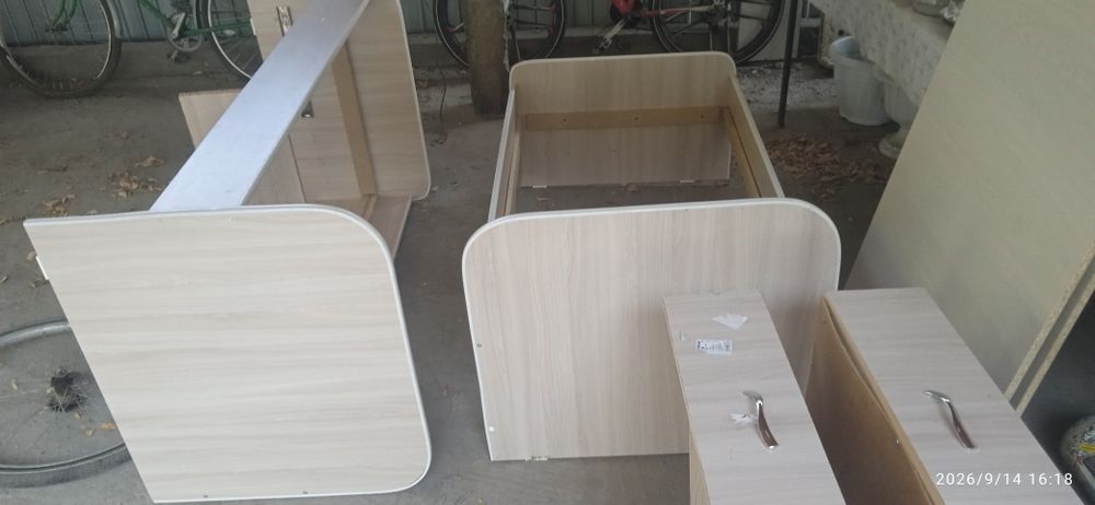Продам две кроватки детские