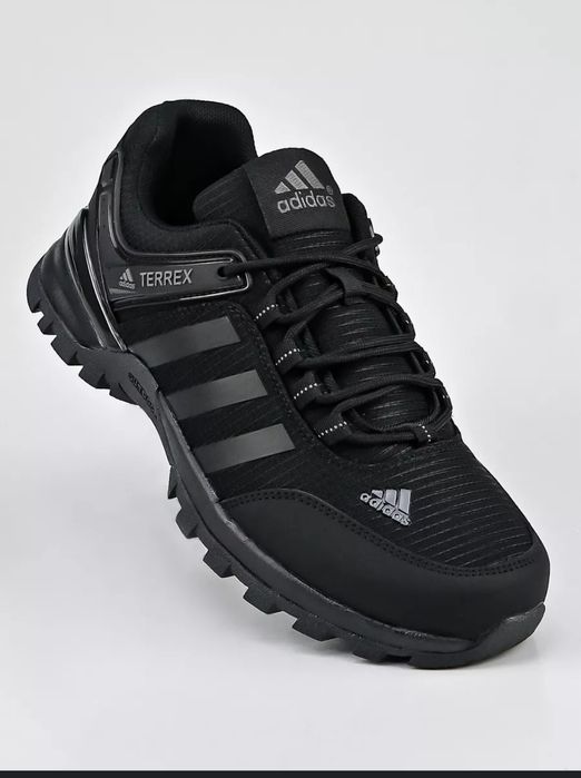 Кроссовки -весна по оптово розничным ценам