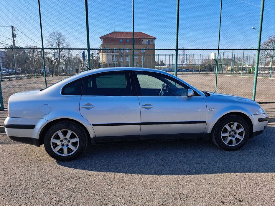 VW Passat 1.6 benzina+GPL 2002