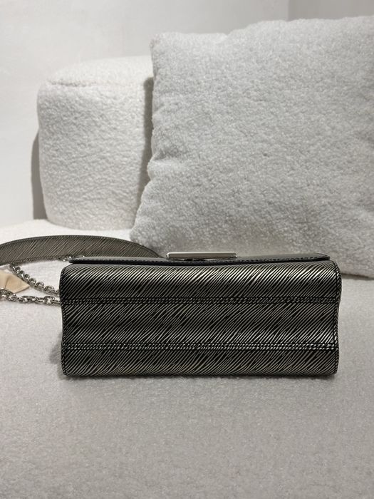 Сумка Louis Vuitton Twist