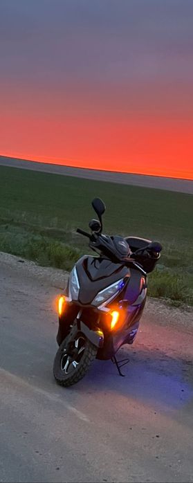 Продам скутер Almotor