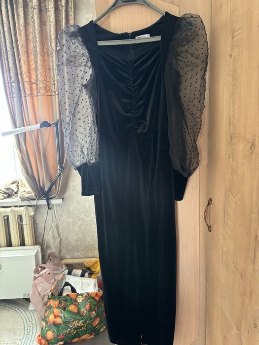 Продам платье и двойки