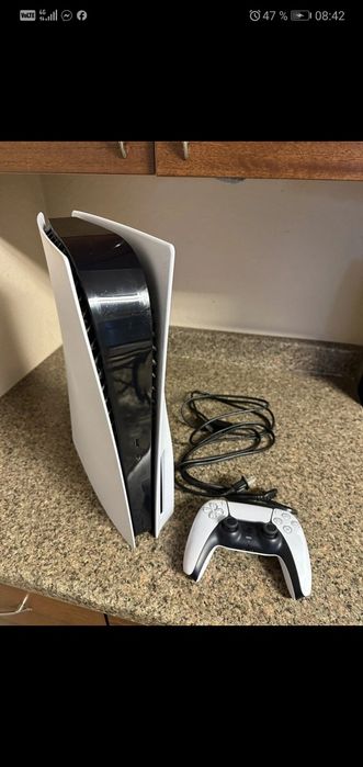 PlayStation 5 cu disc și jocuri