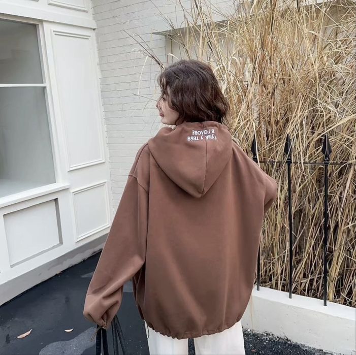 Стильная oversize толстовка