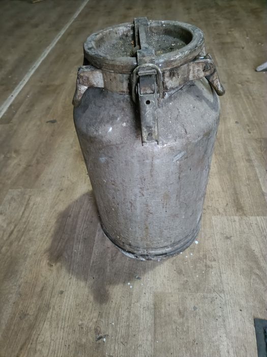 Продам алюминиевую флягу