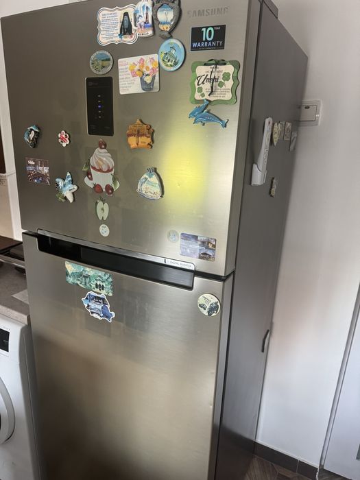 Vand frigider samsung in stare foarte buna