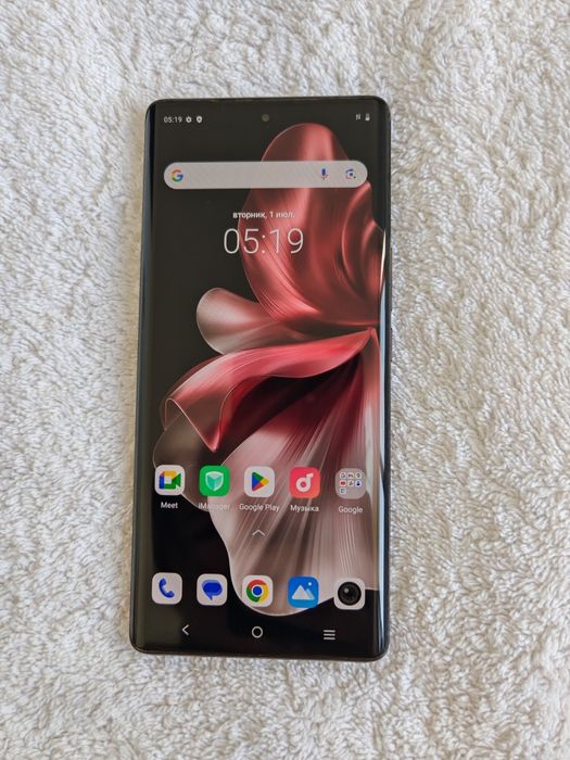 Vivo V 30e 5G  8+8/256GB IDEAL