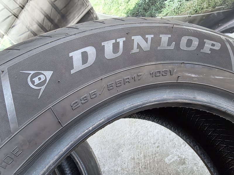 235/55/17 DUNLOP 4бр
