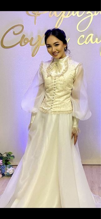 Платье с корсетом из Aliya collections.