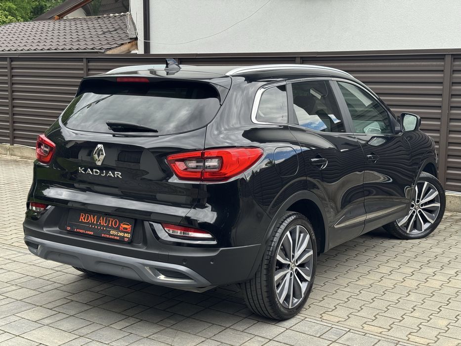 Renault Kadjar 1.5 dCi / facelift/ manual/ panoramic/ jante bose/ lane assist / istoric
