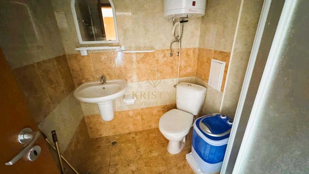 Продава се Двустаен апартамент в к.к. Слънчев бряг - 65 кв.м за 546 €/кв.м - Снимка #7