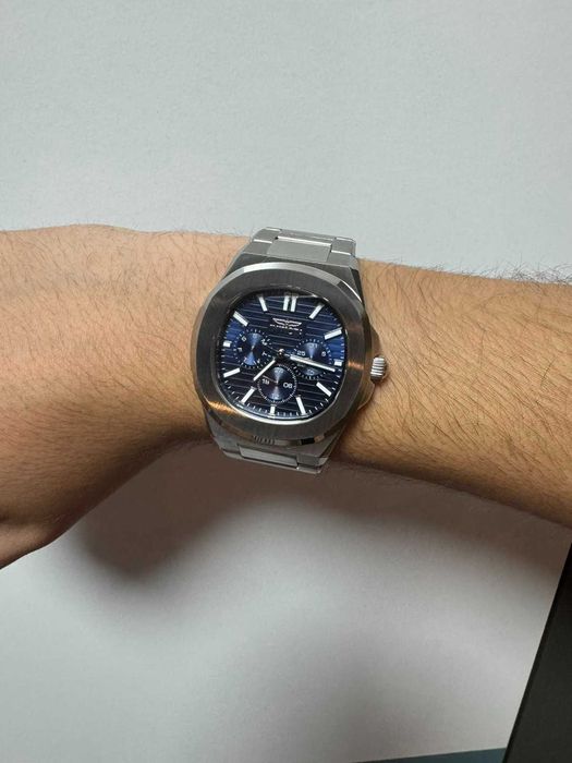 НОВ! Часовник Invicta Speedway 48326