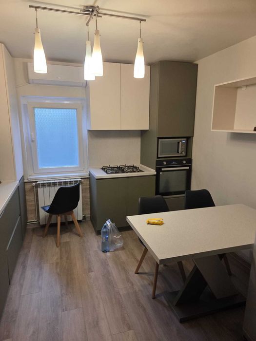 Apartament 3 camere zona BIG