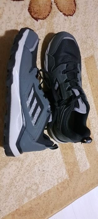 Adidas. TERREX  Маратонки 39.1/2