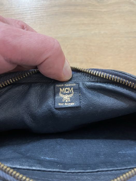 MCM витидж кожена чантичка