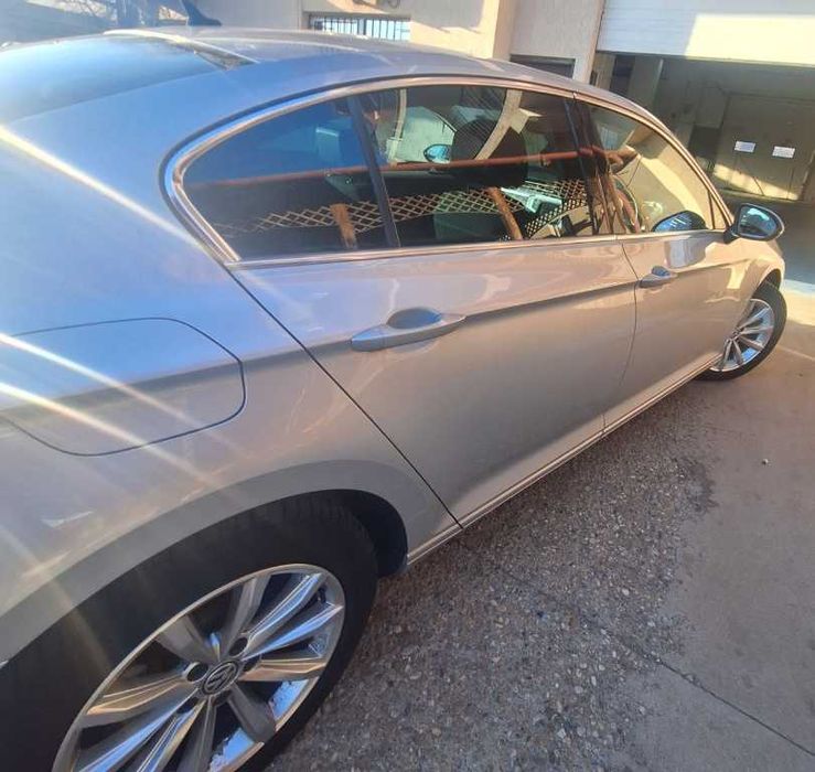 Dezmembrari  Vw Passat B8 -2.0 tdi ,DSG cod motor CRLB