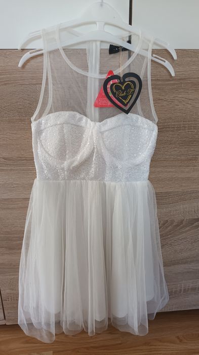 Rochita eleganta noua pt.9-10 ani