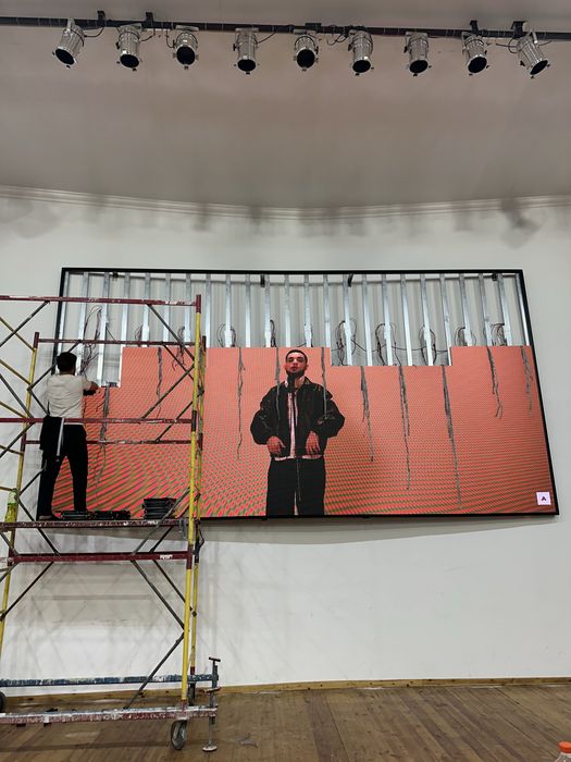 LED экран установка и гарантия