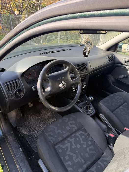Dezmembrez golf 4 1999 motor 1.4 benzina