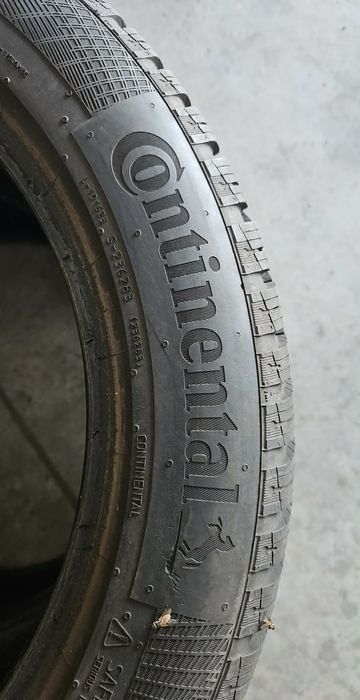 225/50/17цола.Continental