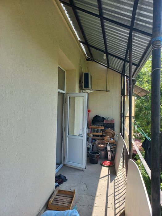 Урда Высокопотолочка {4/4/4}общ площадь:110м²Кирпичный