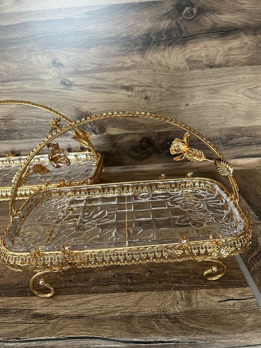 Продам посуду по 5000 тенге.