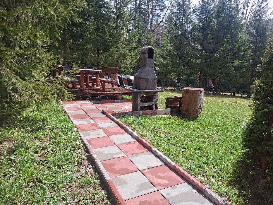 Vila Everest Azuga (Busteni) langa partia Sorica