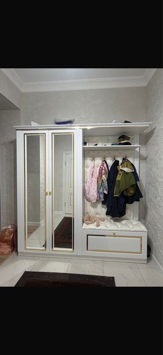 Шкаф для прихожей
