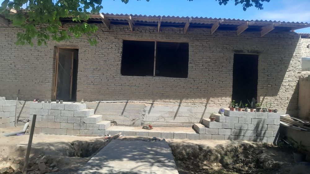 Xovli sotiladi karmana eski shaxar