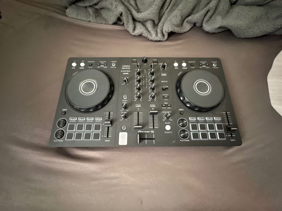 Placa de DJ-FLX4