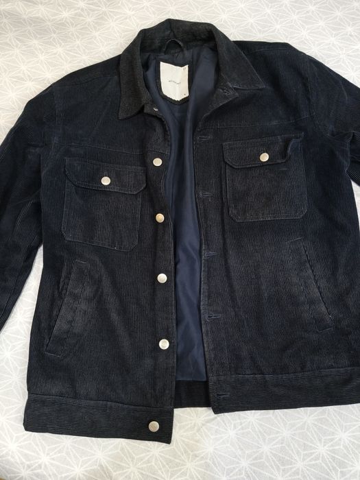 Jachetă Reserved din material reiat(corduroy), culoare bleumarin, mărimea M – stare foarte bună