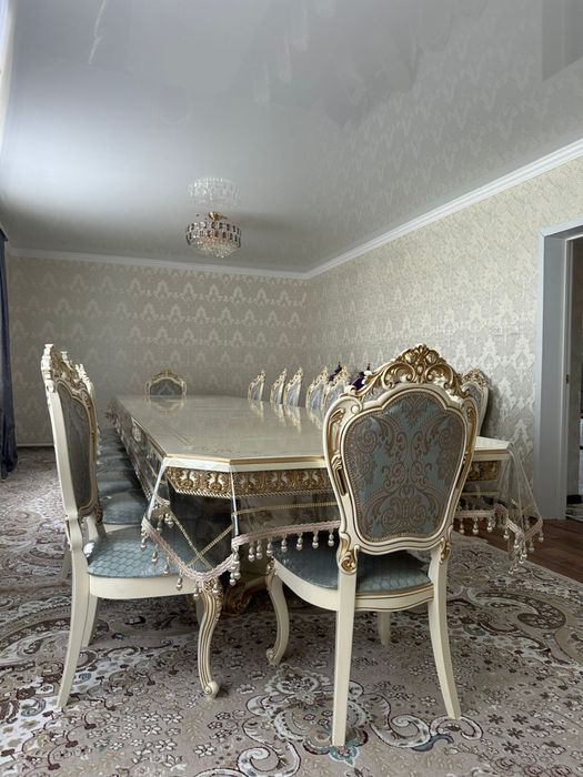 Продам стол со стульями