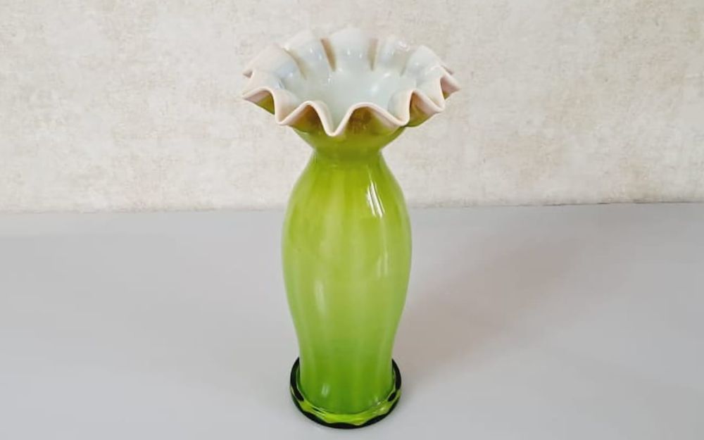 Вазы цветное стекло