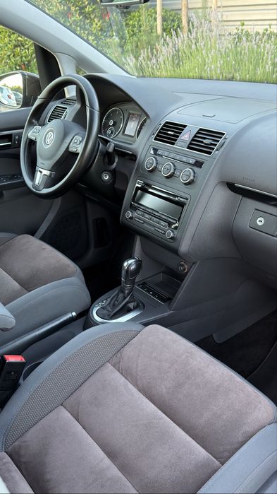 VW Touran Highline • 2.0 TDI • Automatic • 2013 • Euro5 • Germania