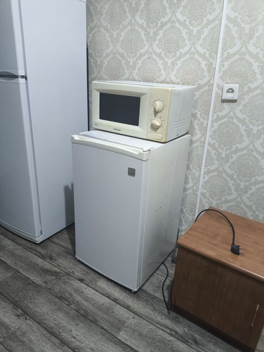 Продам мини холодильник