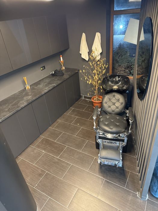 Garsoniera cu o camera si o baie