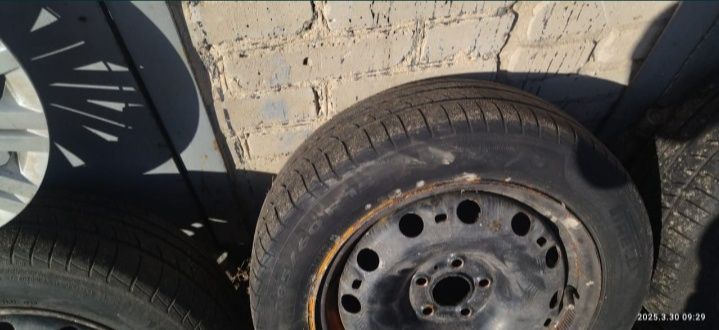 Продам шины летние