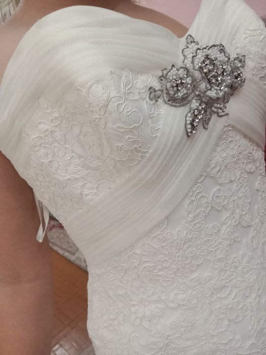 Платье свадебное