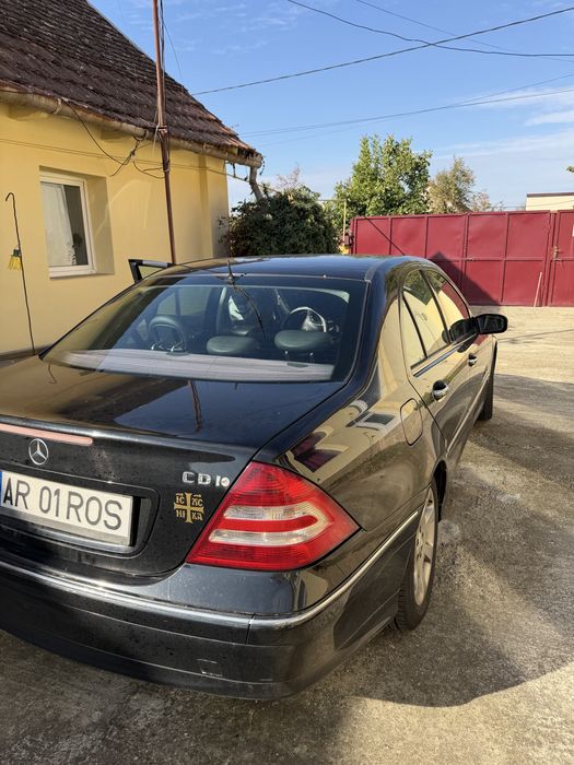 MERCEDES-BENZ C-Class 2005 — imagine 2