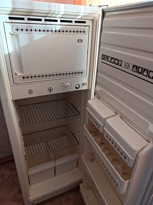 Рабочий холодильник